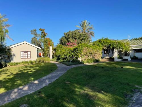 George Casa | Farmlands Guesthouse