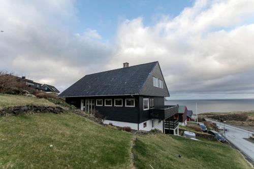 Hoyvik Cama Y Desayuno | FaroeGuide