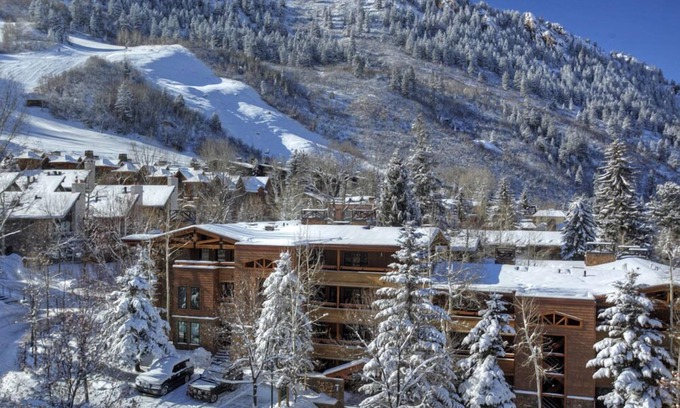Aspen Condominio | Fasching Haus Condominiums by Frias