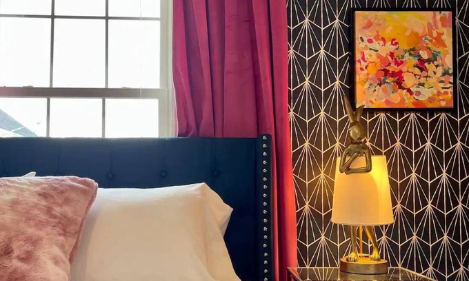 Kittery Casa | Fast Wi-Fi, Beaches, Portsmouth, Walk to shops