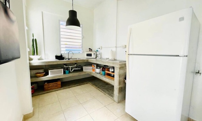 Parque Condominio | Fast WiFi-Walk to Markets, Pharmacy, Eateries (A1)