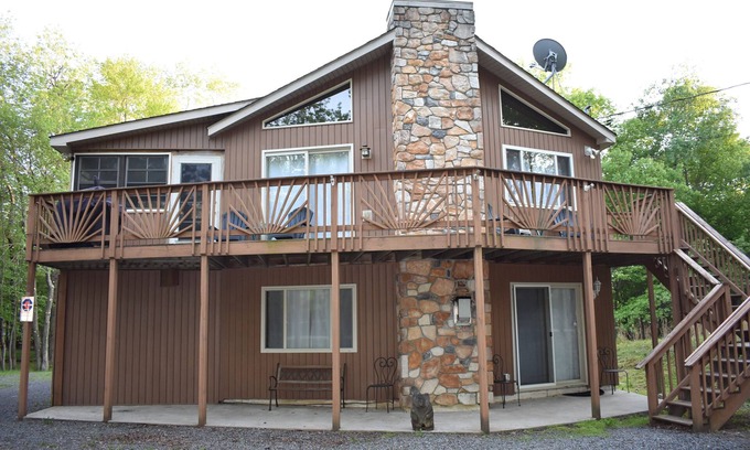 Briar Crest Woods Chalet De Esquí | Father's Day Getaway! Close to hiking, golf & Raceway!