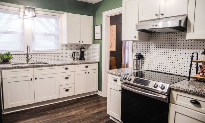 Dayton Casa | FauverSuite- Both units in duplex!