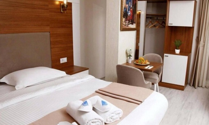 Akcaabat Hotel | Favorite Otel