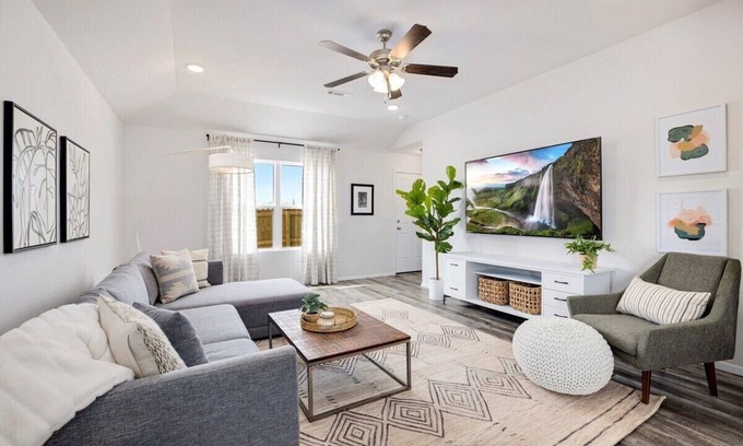 Fayetteville Casa | Fay Getaway - 2 miles from DT Fayetteville