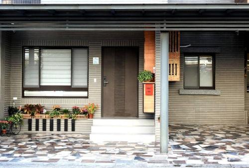 Dongshan Casa | February Flower B&B