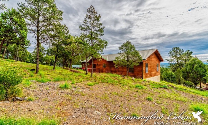 Ruidoso Casa | 'Feel like you can touch the sky' at Toasted Marshmallows