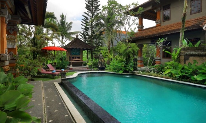 Ubud City-Centre Casa | Feel the Balinese Ambience in the Heart of Ubud, 10 Mins to Central ubud (Dbl)