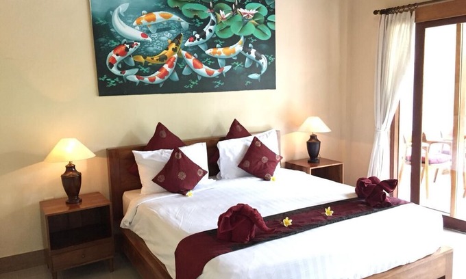 Ubud City-Centre Casa | Feel the Balinese Ambience in the Heart of Ubud, 10 Mins to Central ubud (Dbl)
