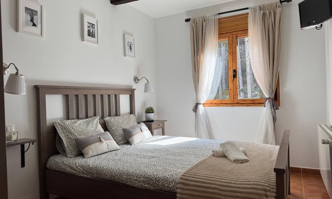 La Molina Apartamento | Siente la Paz de La Molina con tu Familia. ¡ Tu Mascota también es Bienvenida!