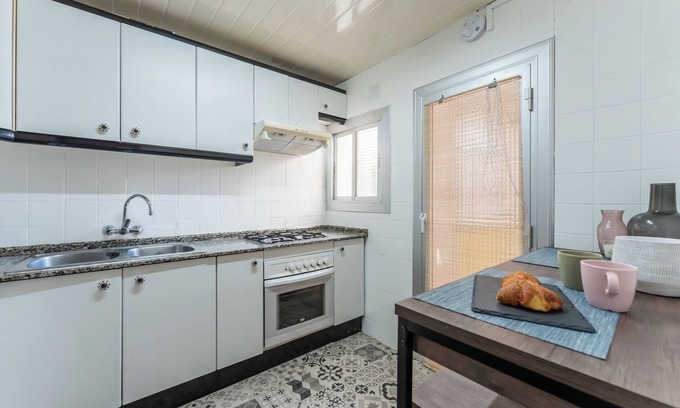 Cornella de Llobregat Apartamento | Feel Welcome Barcelona 10