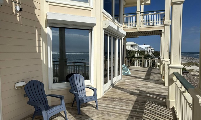 Treasure Beach Village Casa | FEELIN' BETTER Large Home w/ Elevator, Private Office & Balcony views of SGI