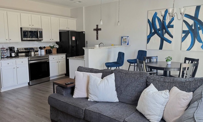 Huntcliff Casa | Feels Like Home! Columbia near Fort Jackson - Perfect for Families and Groups