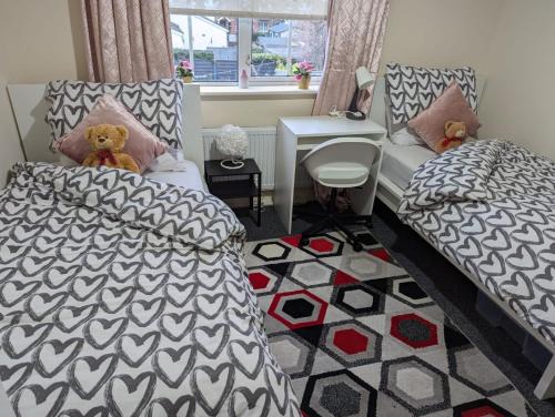 Lucan Casa | FEMALES Only