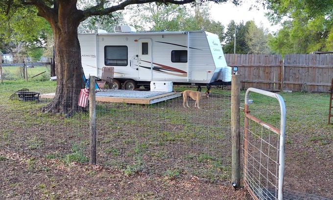 Dade City Casa | Fenced in area