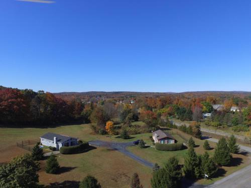 Sciota Complejo | Fenced Yard Chalets from Good Dog Vacations at Big Valley Resort
