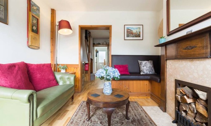 Warwick Casa | Cabaña del lado del canal de Fergie