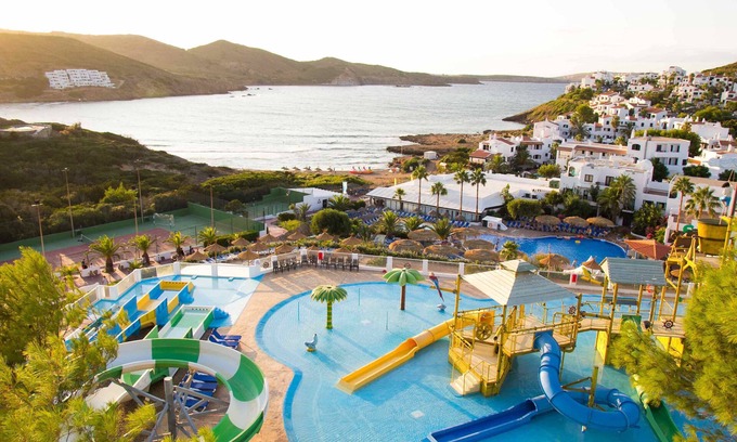 Platges de Fornells Apartamento | Fergus Club Carema Splash