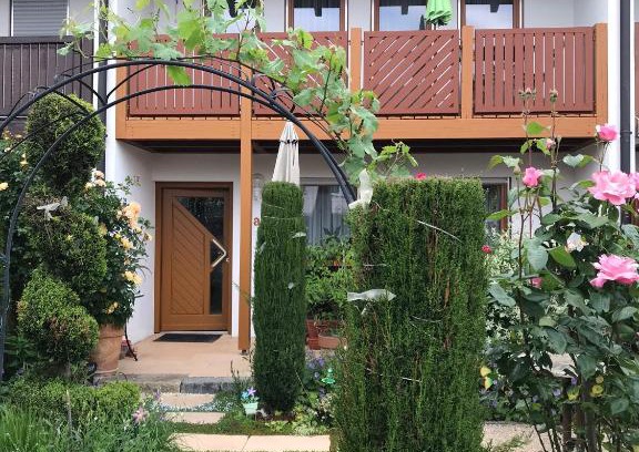 Volkertshausen Apartamento | Ferienappartement Souterrain