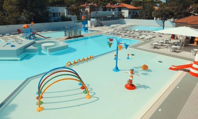 Lido degli Estensi Casa | Feriendorf Mare Pineta Ambra für 5 Personen