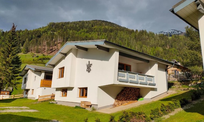 Grosskirchheim Casa | Ferienhaus Ahornli im Mölltal