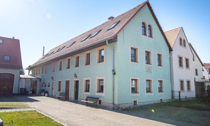 Mickten Casa | Ferienhaus -Am alten Dorfplatz-