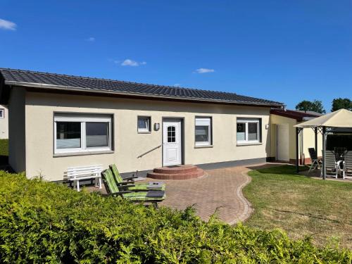 Dargun Casa | Ferienhaus am Klosterwald