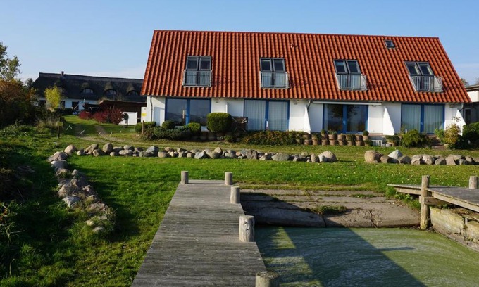 Neeberg Casa | Ferienhaus am Schilf Neeberg