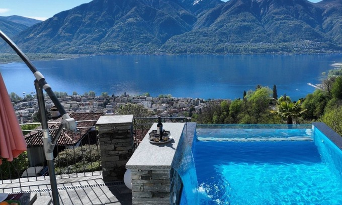 Brione sopra Minusio Casa | Ferienhaus für 6 Gäste mit 180m² in Brione Sopra Minusio