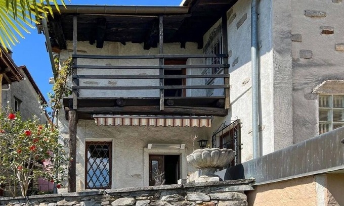 Brione sopra Minusio Casa | Ferienhaus für 6 Gäste mit 98m² in Contra