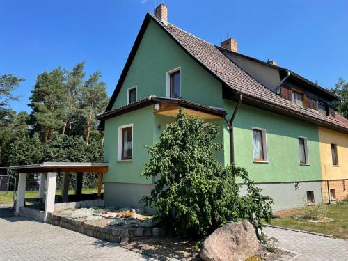 Gross-Sarchen Apartamento | Ferienhaus Family and Friends am Knappensee