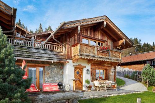 Hundsdorfl Casa | Ferienhaus im Almdorf in Flachau