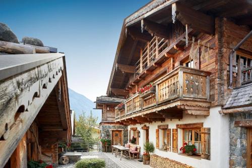 Hundsdorfl Casa | Ferienhaus im Almdorf in Flachau