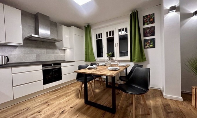 Oberhavel Casa | Ferienhaus im Grünen mit Kamin