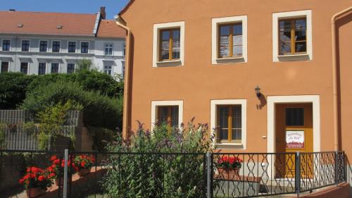 Nikolaivorstadt Apartamento | Ferienhaus "Im Wall"