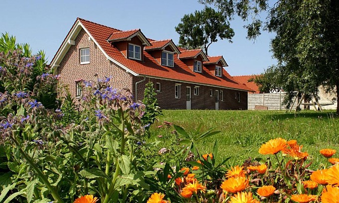 Lobbe Apartamento | Ferienhaus Lobbe - Wohnung 04 mit Terrasse strandnah