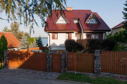 Kruklanki Casa | Ferienhaus Malgosia direkt am See