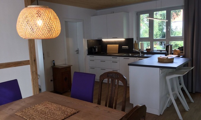 Ochsenfurt Apartamento | Ferienhaus mit Balkon und Garten