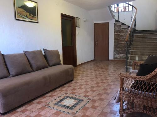 Grabri Casa | Ferienhaus Mit Kamin In Der Stadt Roc