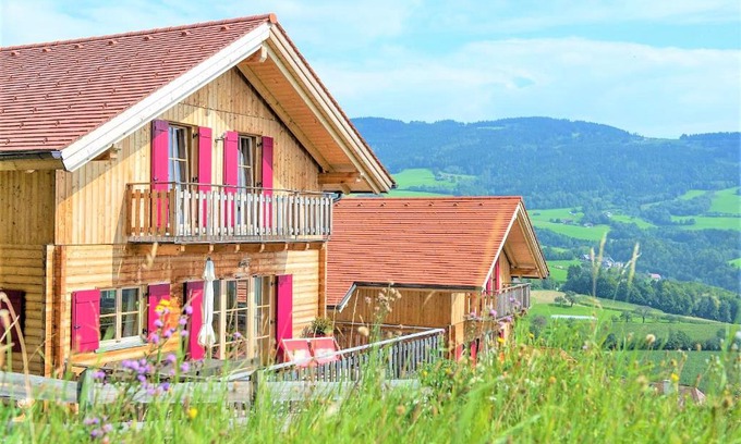 Poellauberg Casa | Ferienhaus mit Panoramaausblick und Sauna - 3 SZ
