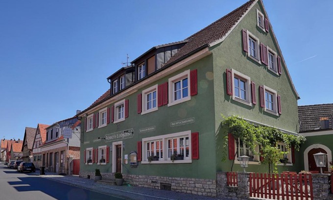 Schwarzach am Main Casa | Ferienhaus Schwab - Sauna, eigene Terrasse, 3 Schlafzimmer - by homekeepers