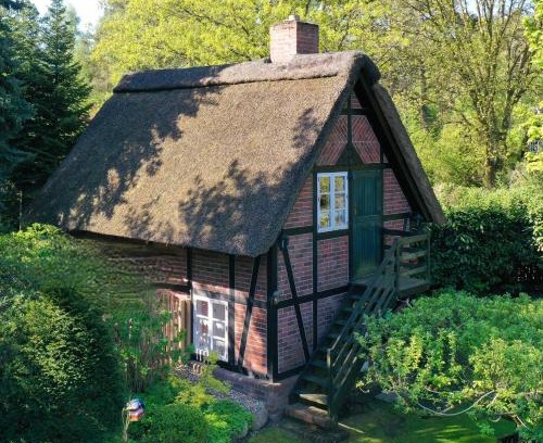 Sankt Dionys Casa | Ferienhaus unter Reet im Heidedorf Sankt Dionys bei Lüneburg