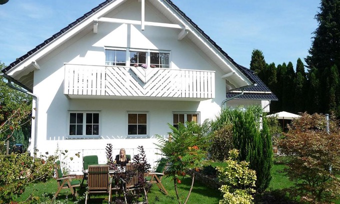 Kurort Gohrisch Apartamento | Ferienhaus Villa Maria - Ferienwohnung Chippendale