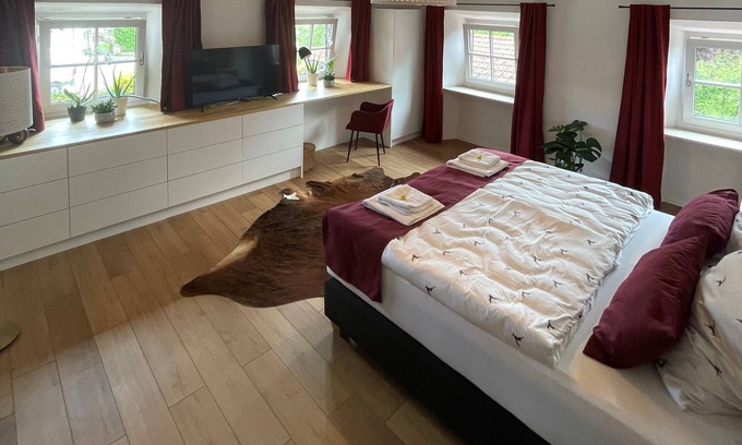 Breitbrunn a. Chiemsee Apartamento | Ferienwohnung für 4 Personen, 2 Schlafzimmer, 80qm