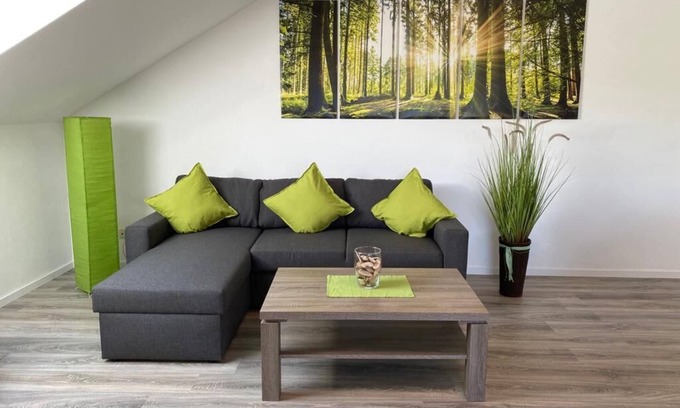 Niedersfeld Apartamento | Ferienwohnung Frieda in Winterberg-niedersfeld mit Überdachtem Balkon und Garage