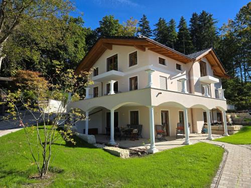 Winkl Apartamento | Ferienwohnung am Eichberg