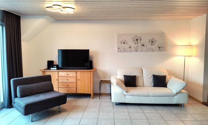 Hoyren Apartamento | Apartamento 3 con unos 100 metros cuadrados, 2 dormitorios, con capacidad para 4 personas