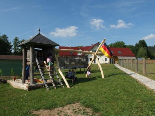 Sulzbach an der Murr Apartamento | Ferienwohnungen Fischbachhof