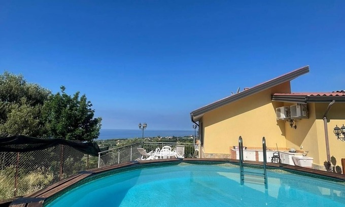 Marina Di Camerota Apartamento | Ferienwohnung/app. für 6 Gäste mit 150m² in Marina di Camerota