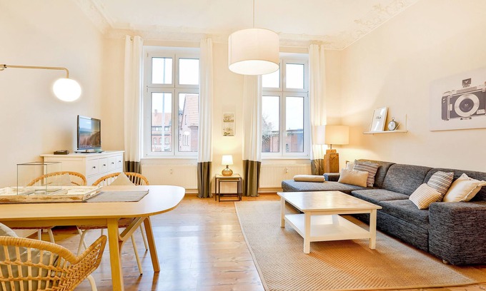 Tribseer Vorstadt Apartamento | Ferienwohnung 1 - Ferienwohnungen Tribseer Damm 6